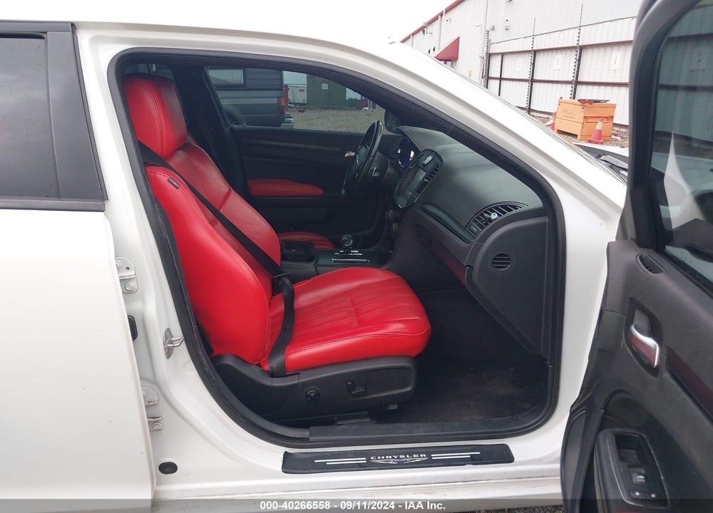 2014 CHRYSLER 300 300S VIN: 2C3CCABGXEH276133