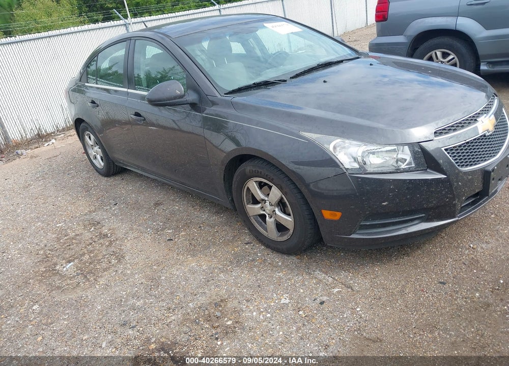 2014 CHEVROLET CRUZE 1LT AUTO VIN: 1G1PC5SB4E7209315