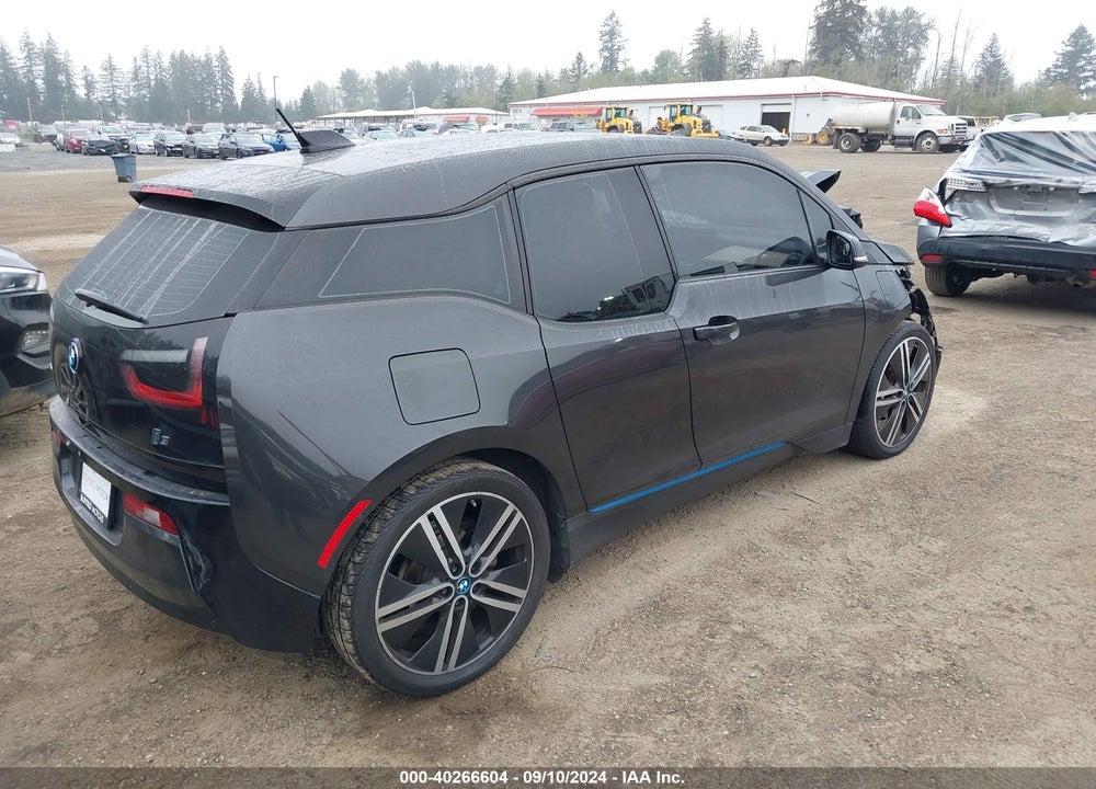 2015 BMW I3 BASE W/RANGE EXTENDER VIN: WBY1Z4C57FV501146