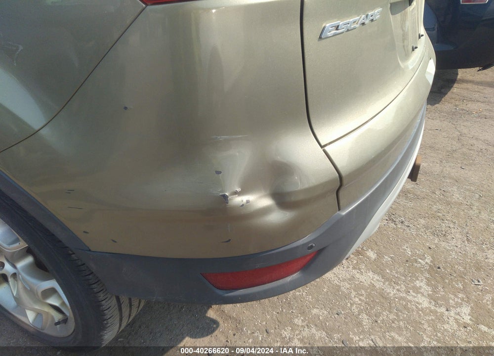 2013 FORD ESCAPE TITANIUM VIN: 1FMCU0J98DUA52646