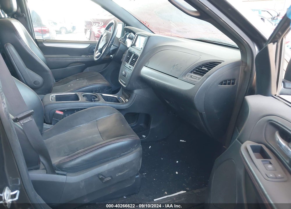2016 DODGE GRAND CARAVAN R/T VIN: 2C4RDGEG6GR399104