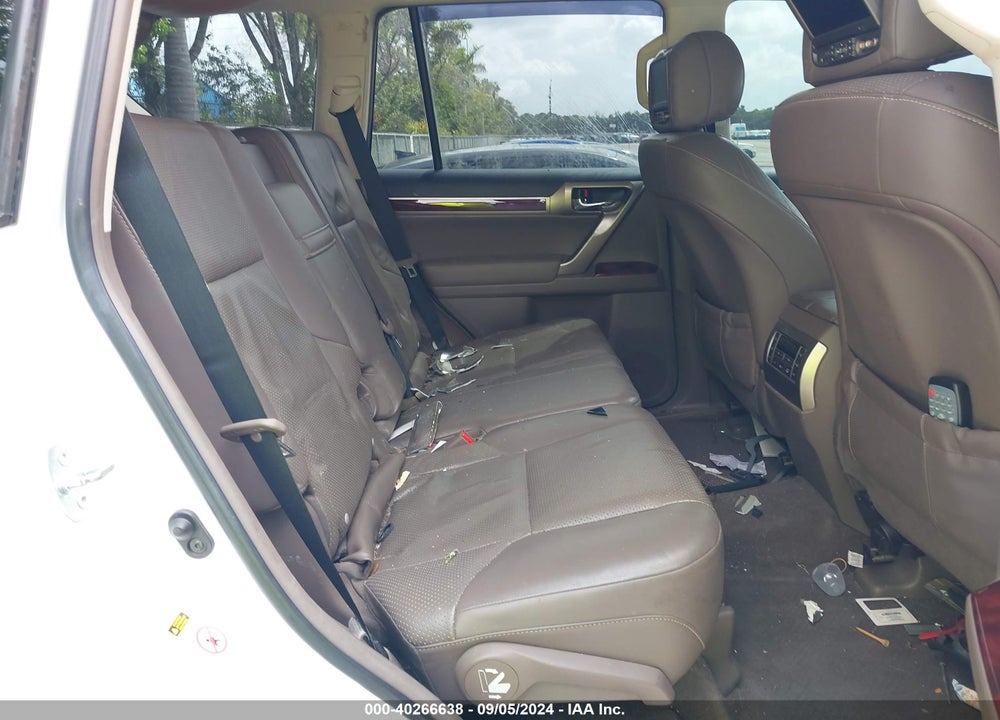 2010 LEXUS 460 VIN: JTJBM7FX3A5013126