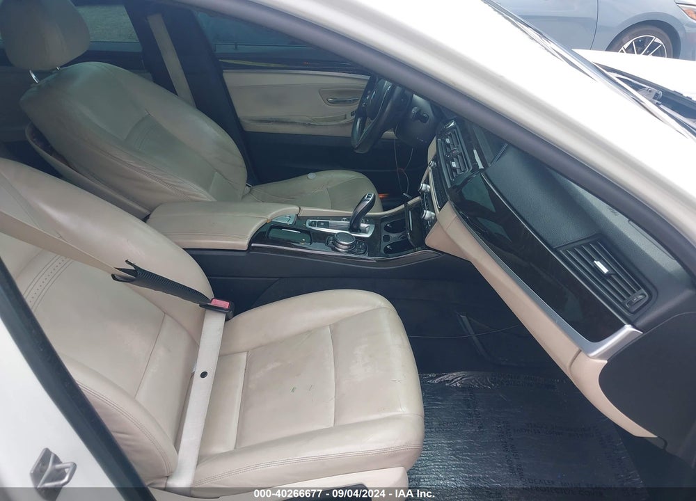 2015 BMW 528I VIN: WBA5A5C54FD519459