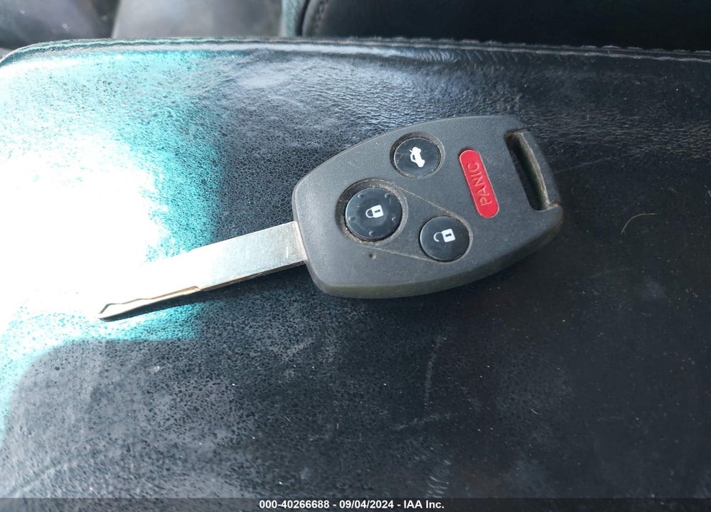 2004 HONDA ACCORD 2.4 EX VIN: 1HGCM72674A013521