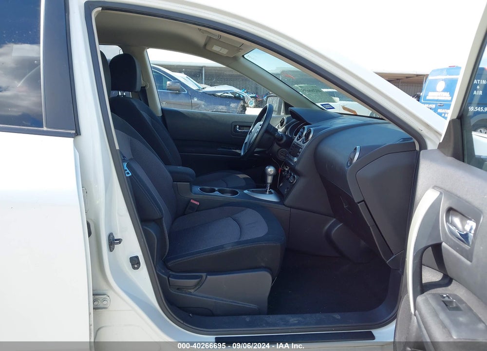 2011 NISSAN ROGUE SV VIN: JN8AS5MT5BW176594