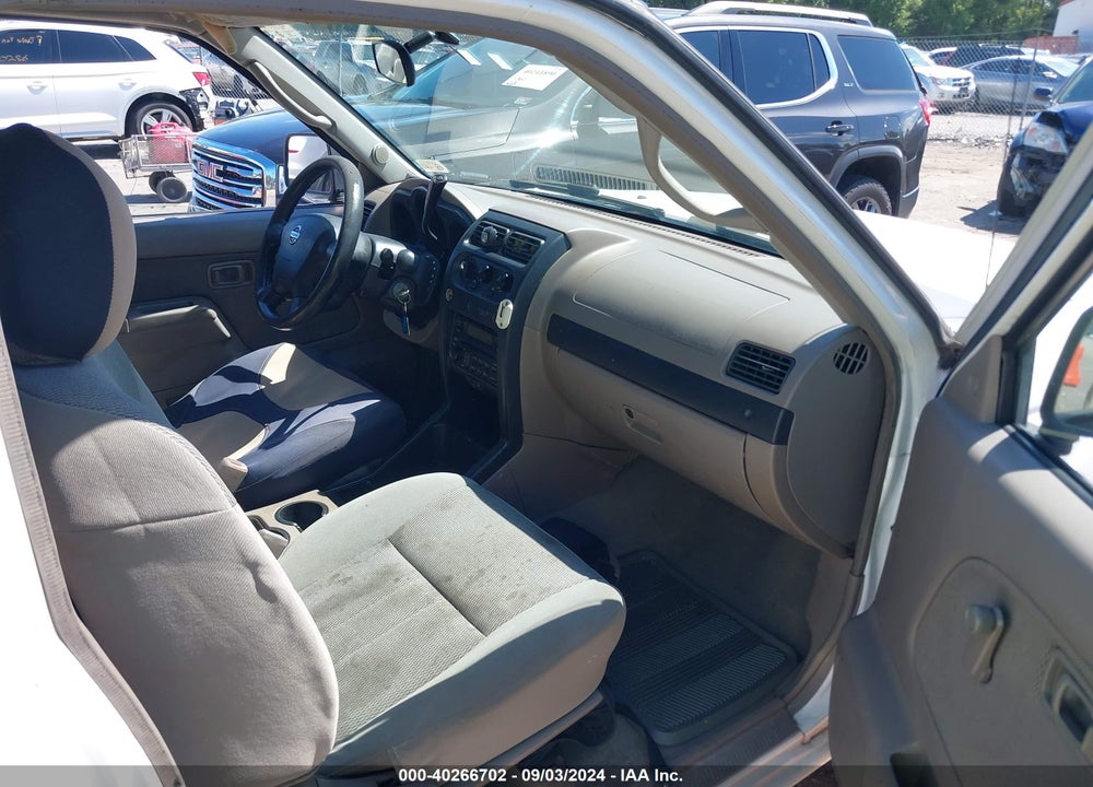 2003 NISSAN FRONTIER XE VIN: 1N6DD26T13C425973