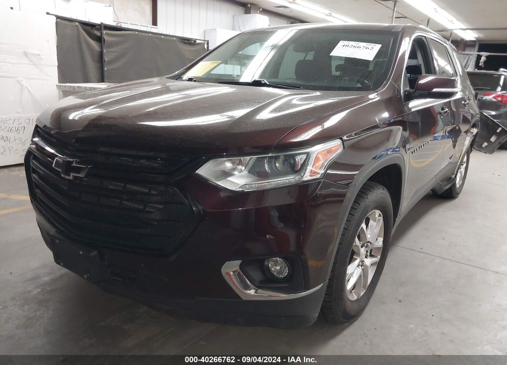 2018 CHEVROLET TRAVERSE 1LT VIN: 1GNERGKW8JJ207437