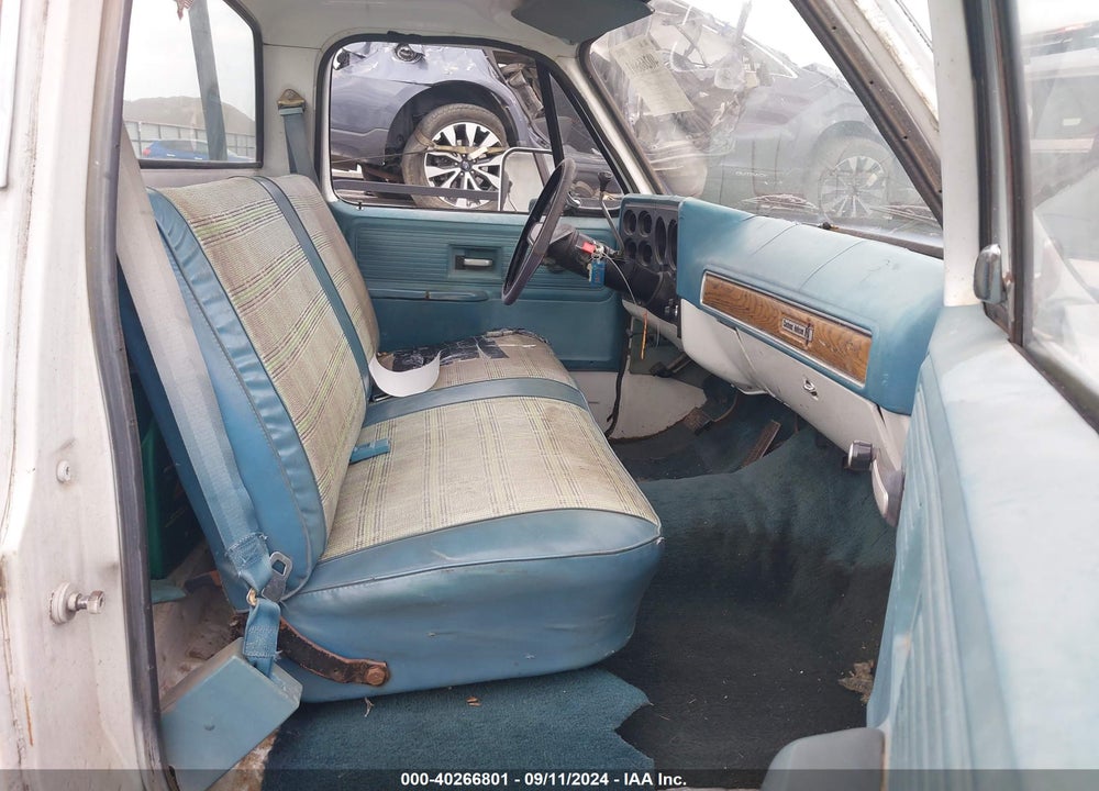 1977 CHEVROLET C20 VIN: CCL247J166887