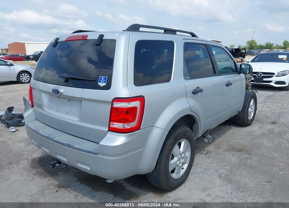2009 FORD ESCAPE XLT VIN: 1FMCU03G59KC65178