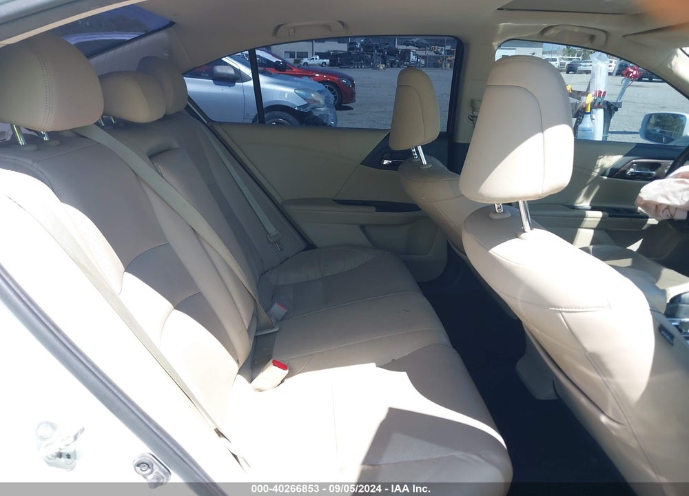 2016 HONDA ACCORD EX-L VIN: 1HGCR2F8XGA029197