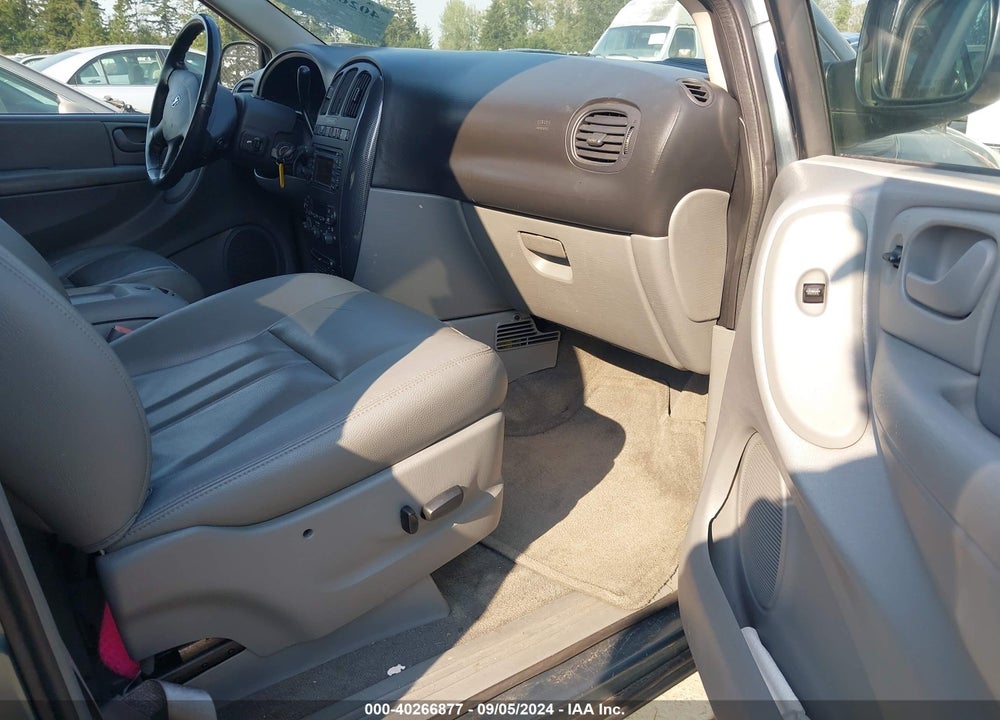 2006 DODGE GRAND CARAVAN SXT VIN: 2D8GP44L76R841299