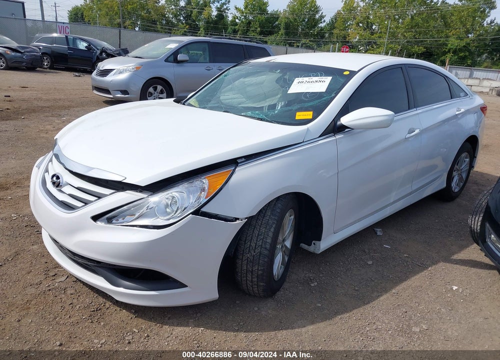 2014 HYUNDAI SONATA GLS VIN: 5NPEB4AC4EH943972