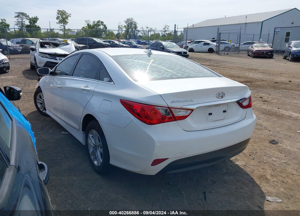 2014 HYUNDAI SONATA GLS VIN: 5NPEB4AC4EH943972