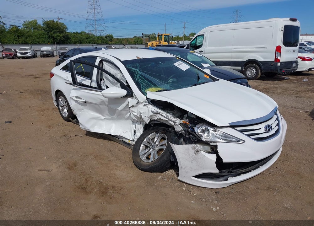 2014 HYUNDAI SONATA GLS VIN: 5NPEB4AC4EH943972