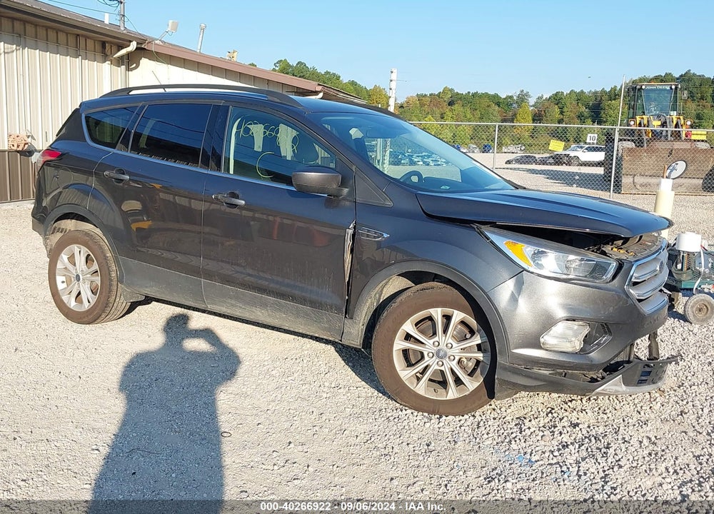 2018 FORD ESCAPE SE VIN: 1FMCU9GD5JUD48932