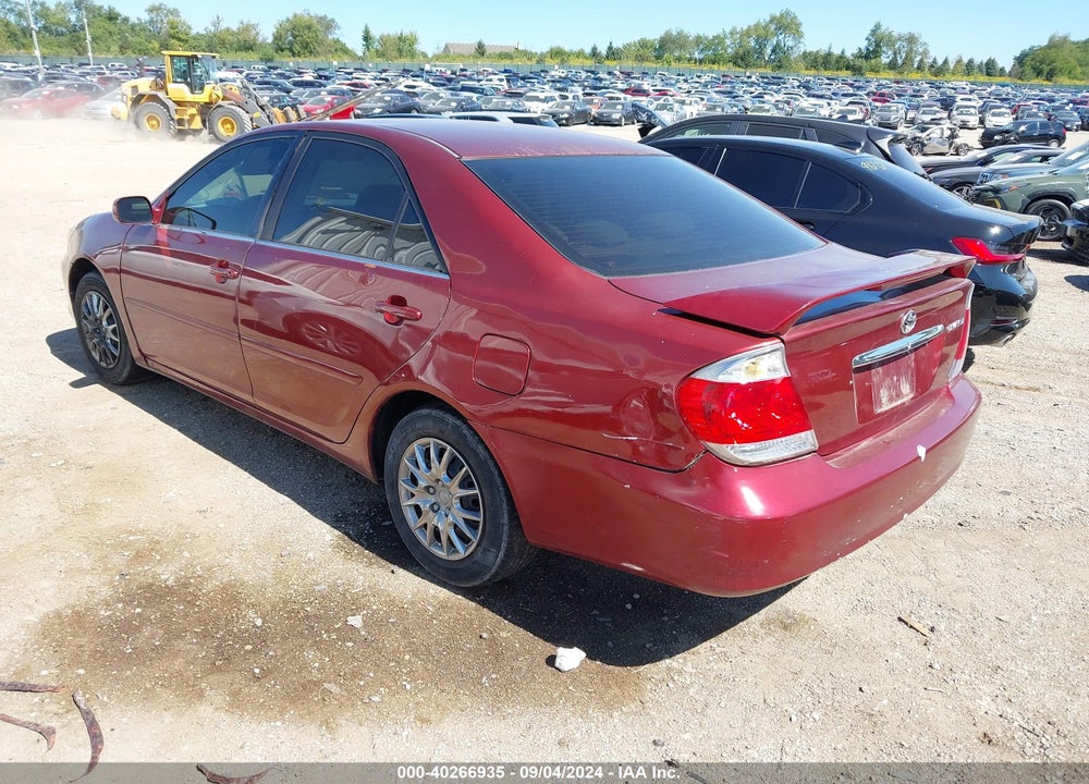 2005 TOYOTA CAMRY LE VIN: 4T1BE32K15U422168
