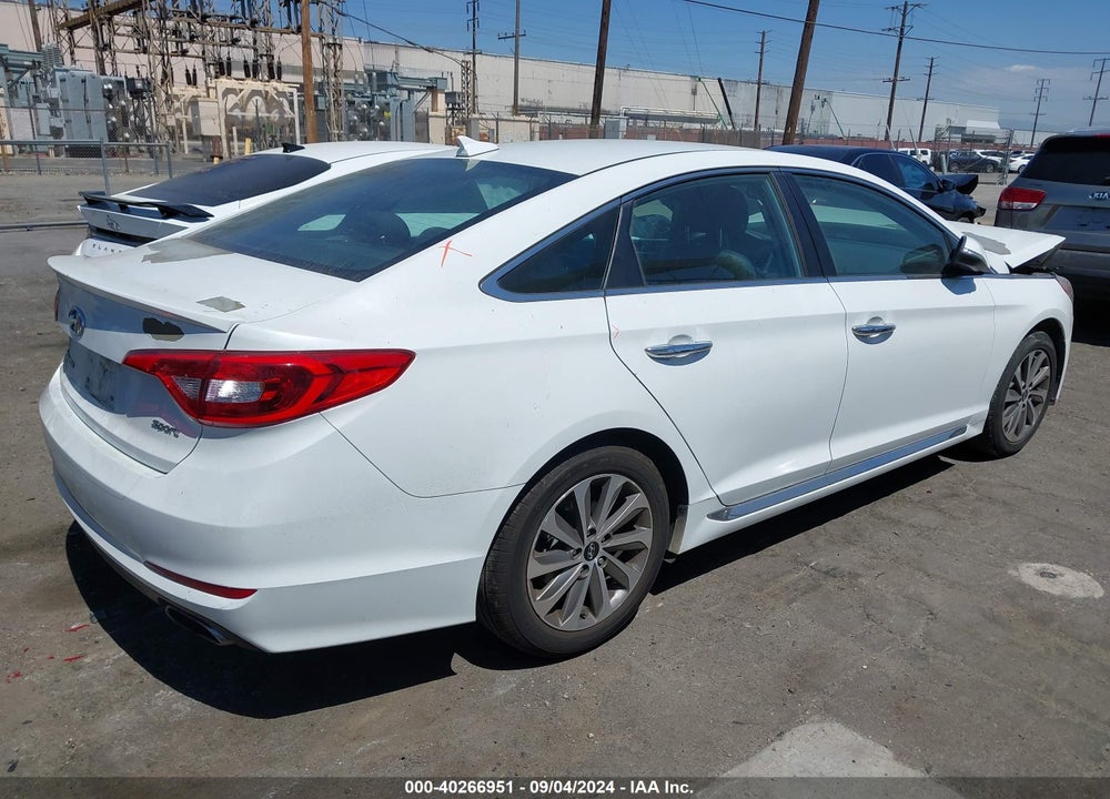 2015 HYUNDAI SONATA SPORT VIN: 5NPE34AF1FH063949