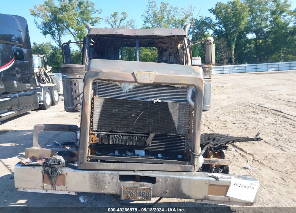 2011 WESTERN STAR/AUTO CAR CONVENTIONAL 4900EX VIN: 5KKXACAV7BPBB1529
