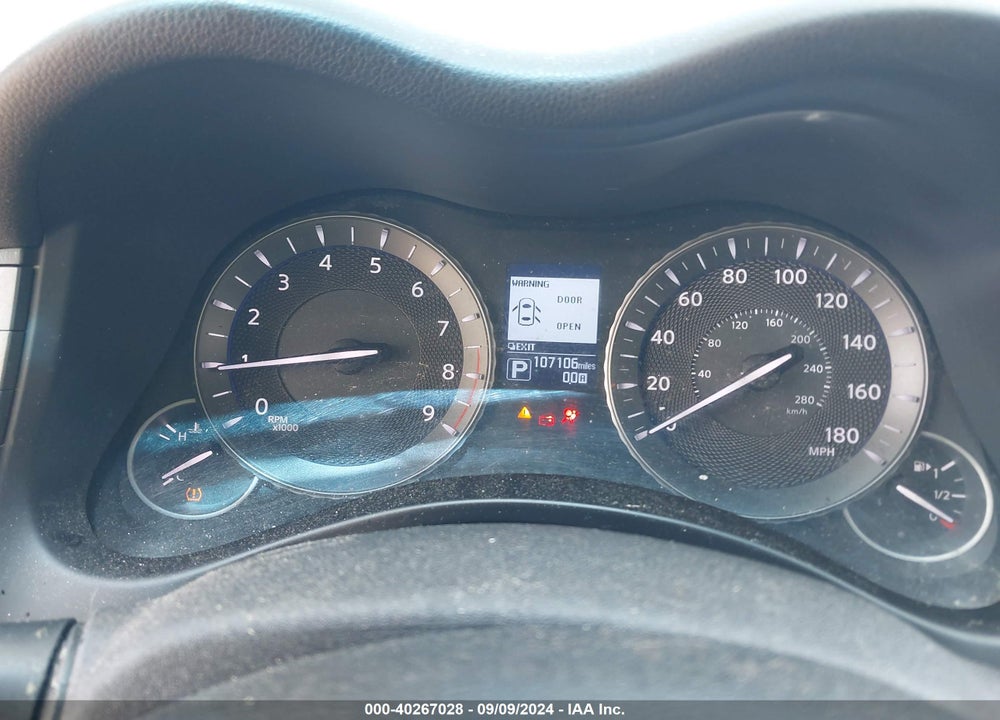 2017 INFINITI Q70 3.7 VIN: JN1BY1AP9HM740625