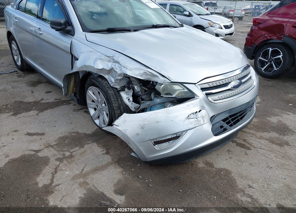 2010 FORD TAURUS SE VIN: 1FAHP2DW2AG115187