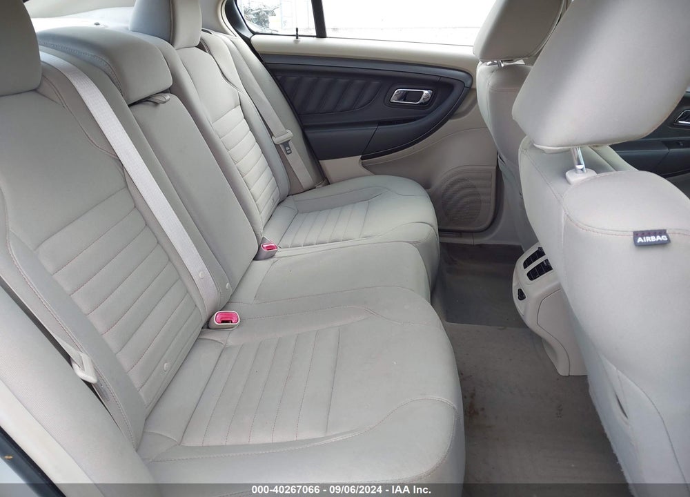 2010 FORD TAURUS SE VIN: 1FAHP2DW2AG115187