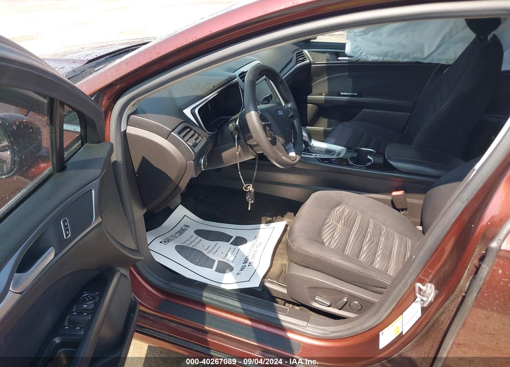 2016 FORD FUSION SE VIN: 3FA6P0HD5GR352892