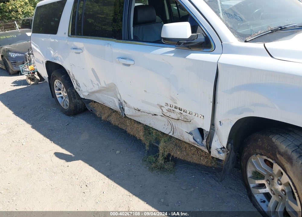 2017 CHEVROLET SUBURBAN LT VIN: 1GNSKHKC0HR250667
