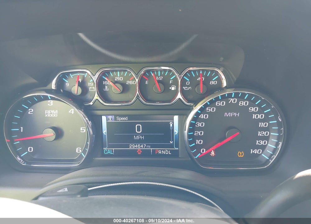 2017 CHEVROLET SUBURBAN LT VIN: 1GNSKHKC0HR250667