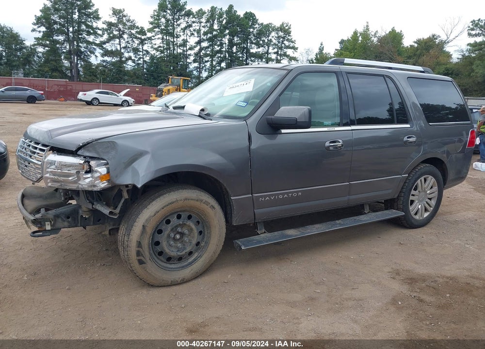 2014 LINCOLN NAVIGATOR VIN: 5LMJJ2J52EEL06353