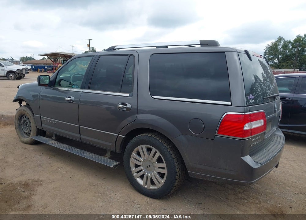 2014 LINCOLN NAVIGATOR VIN: 5LMJJ2J52EEL06353