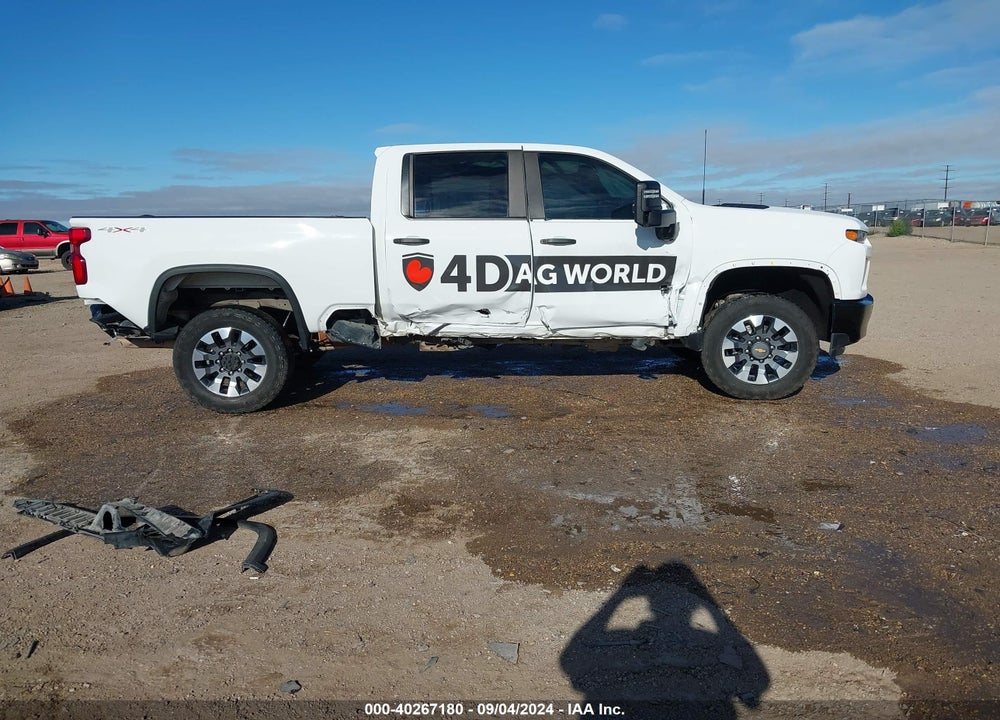 2021 CHEVROLET SILVERADO 2500HD 4WD STANDARD BED CUSTOM VIN: 1GC4YME72MF126290