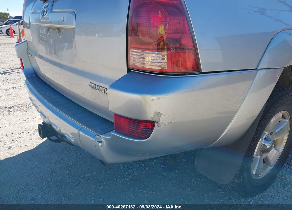 2005 TOYOTA 4RUNNER SR5 V8 VIN: JTEBT14R550046327