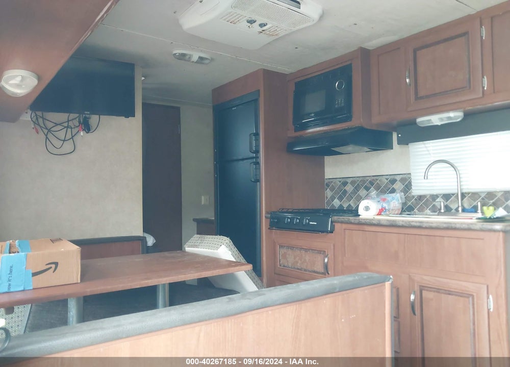 2015 SALEM OTHER VIN: 4X4TSMB21F7405663
