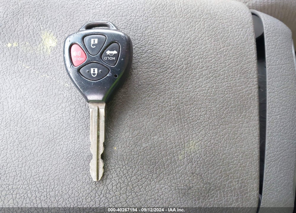 2011 TOYOTA CAMRY LE VIN: 4T1BF3EK1BU726833