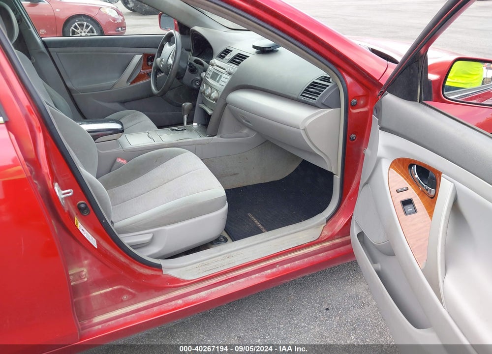 2011 TOYOTA CAMRY LE VIN: 4T1BF3EK1BU726833