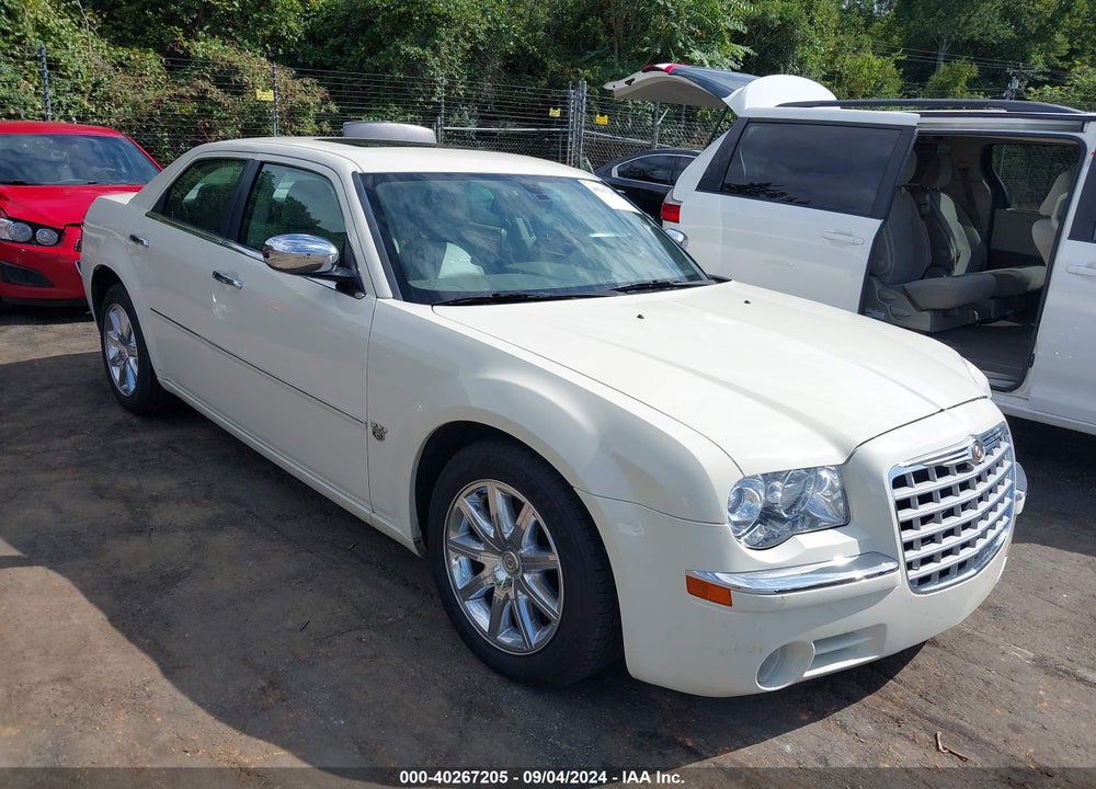 2007 CHRYSLER 300C VIN: 2C3LA63H47H827007