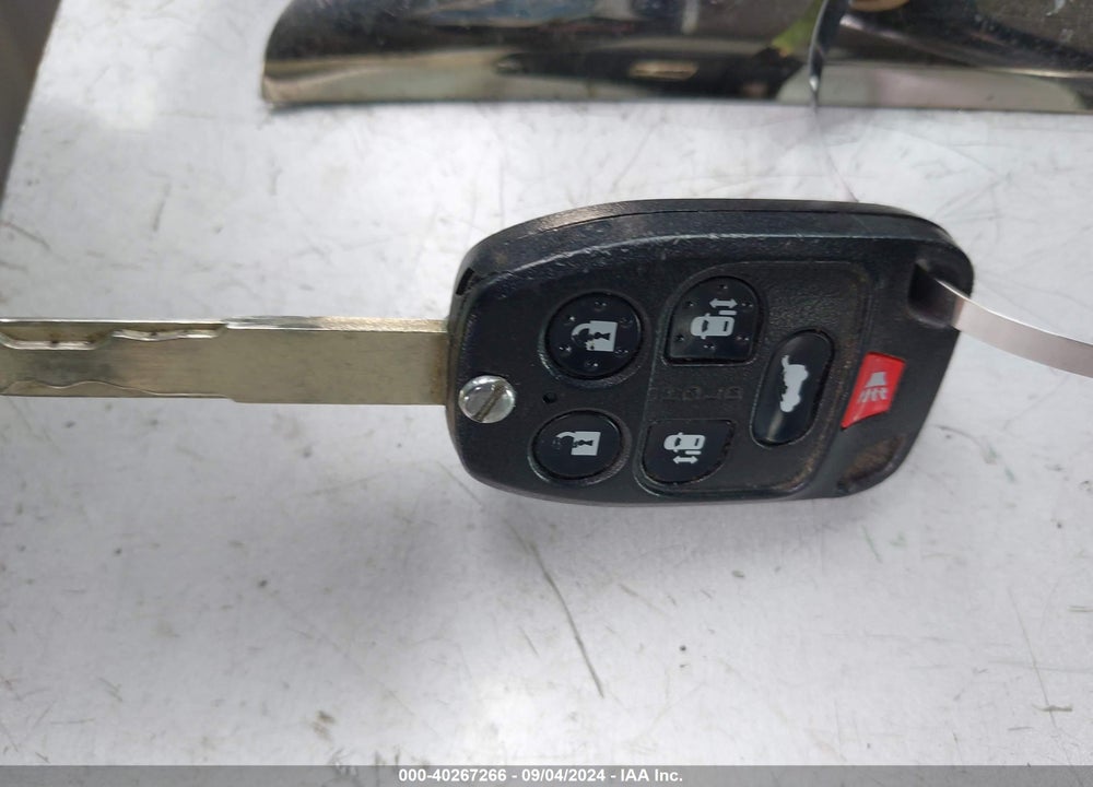 2011 HONDA ODYSSEY EX-L VIN: 5FNRL5H61BB007838