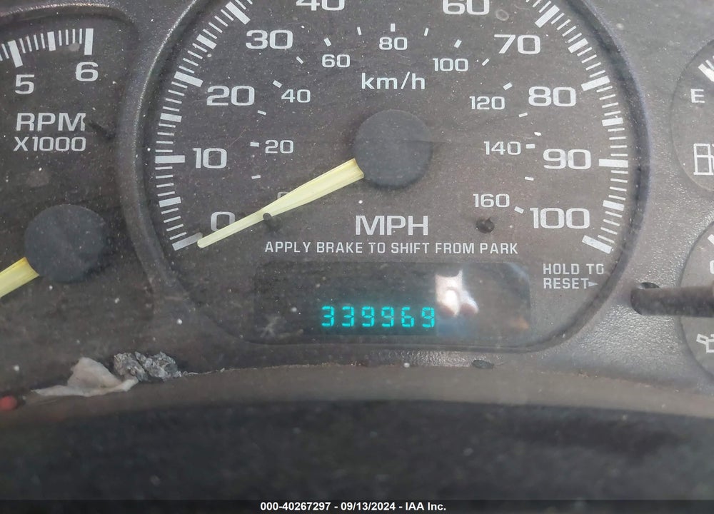 2001 CHEVROLET SILVERADO 1500 LS VIN: 2GCEC19T311116251