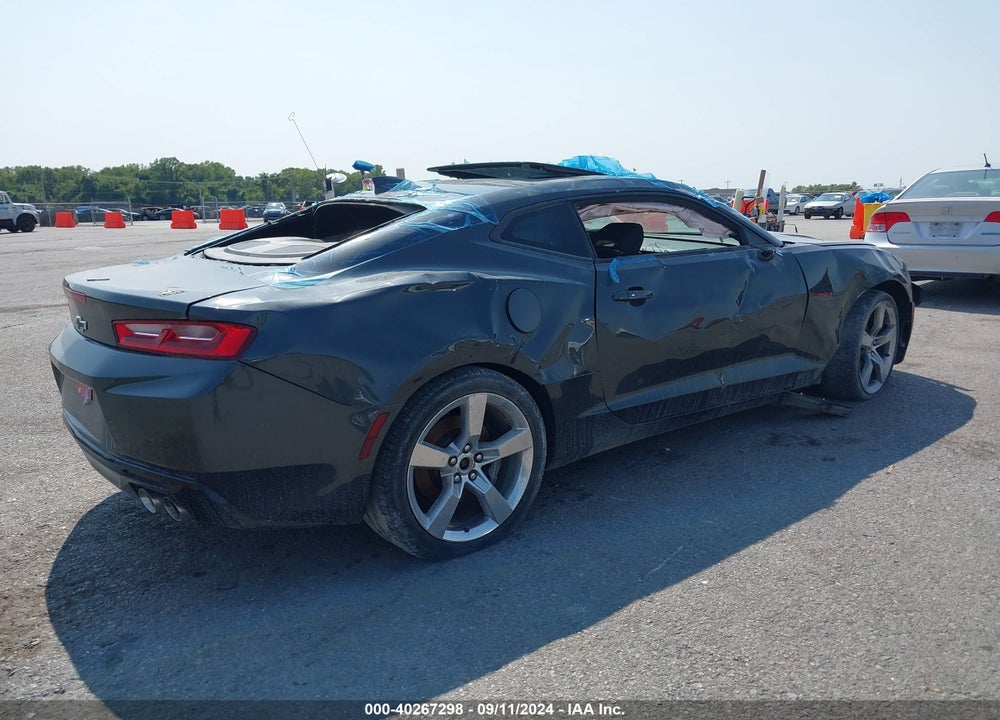 2018 CHEVROLET CAMARO 1SS VIN: 1G1FF1R72J0152483