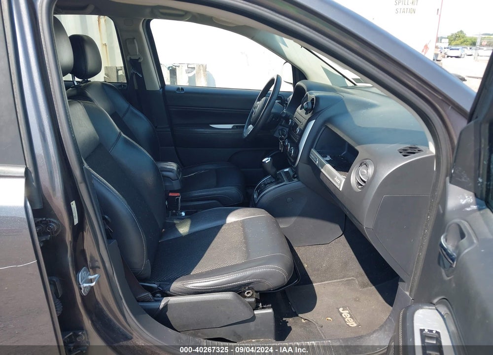 2015 JEEP COMPASS LATITUDE VIN: 1C4NJDEB0FD208630