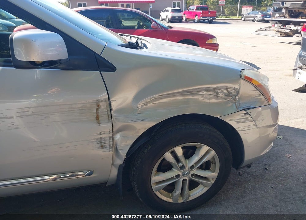 2013 NISSAN ROGUE SV VIN: JN8AS5MV8DW656780