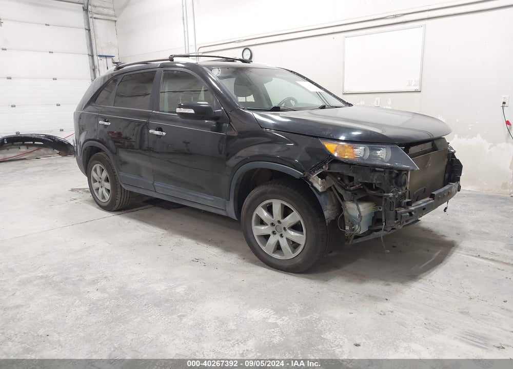 2011 KIA SORENTO LX VIN: 5XYKT4A16BG183867
