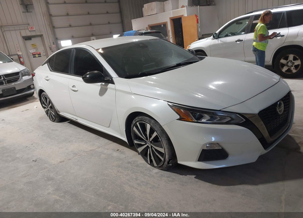 2020 NISSAN ALTIMA SR FWD VIN: 1N4BL4CV8LN304883