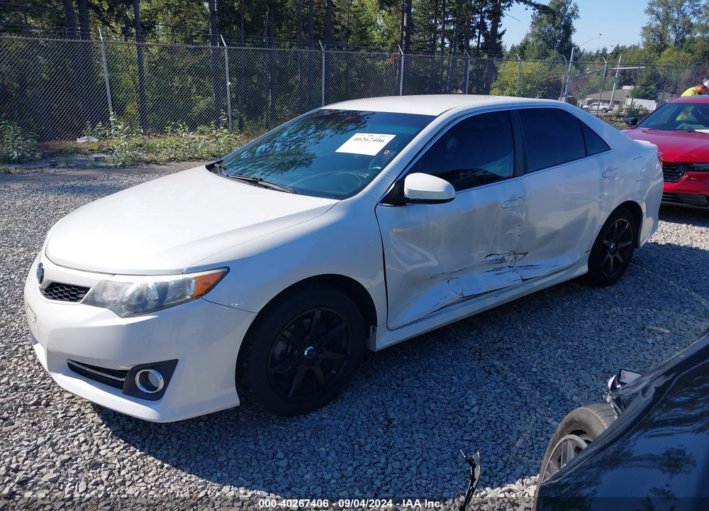 2014 TOYOTA CAMRY SE VIN: 4T1BF1FK1EU417046