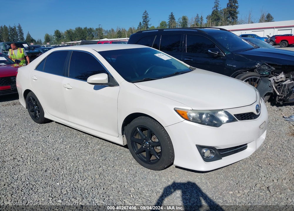 2014 TOYOTA CAMRY SE VIN: 4T1BF1FK1EU417046