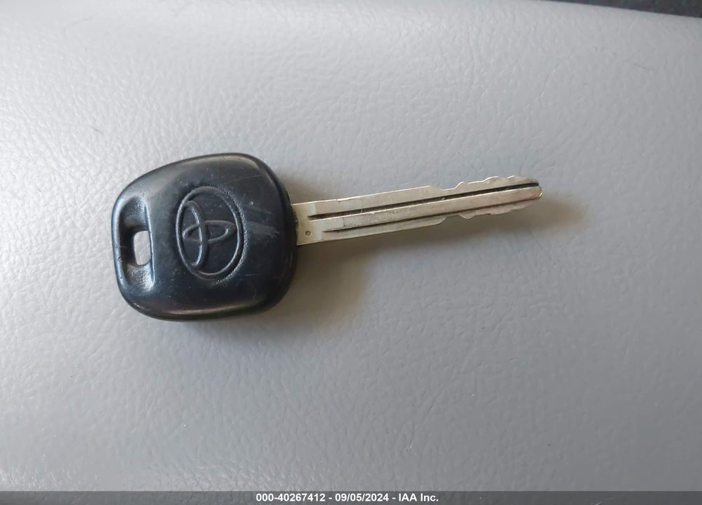 2009 TOYOTA COROLLA LE VIN: 2T1BU40E09C189073