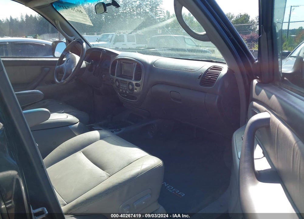 2002 TOYOTA SEQUOIA LIMITED V8 VIN: 5TDBT48A92S133621