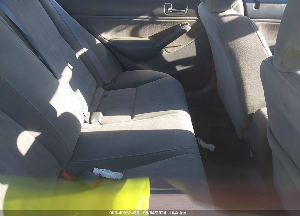 2004 HONDA CIVIC LX VIN: 2HGES16534H522293