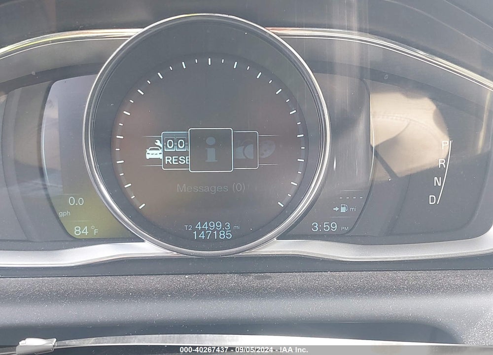 2015 VOLVO XC60 VIN: YV440MDB1F2624212