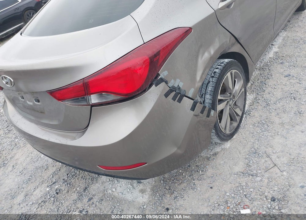 2016 HYUNDAI ELANTRA SE VIN: 5NPDH4AE7GH748091